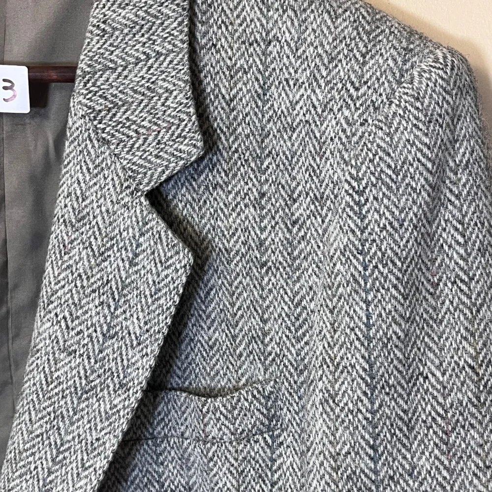 Harris Tweed Wool Herringbone Sport Coat Blazer Jacket - Men's Size 42R - Gray
